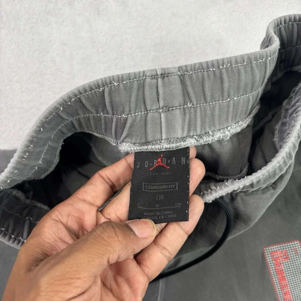 Jordan Standard Fit Grey Fleece Jogger Sweatpants Activewear Men's Small